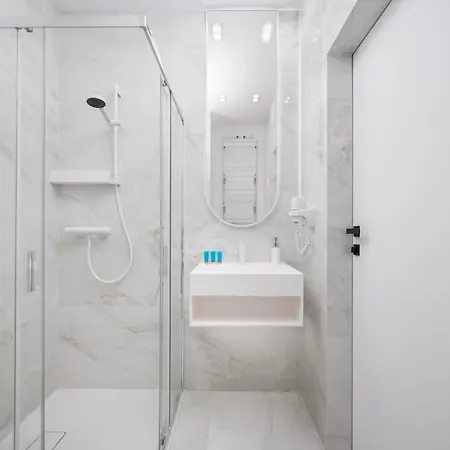 Grzybowska 12th Floor Comfort By Bookinghost Apartmán