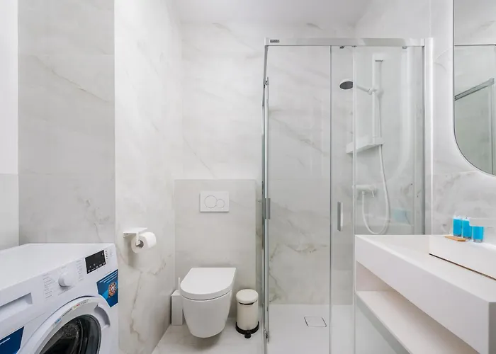 Grzybowska 12th Floor Comfort By Bookinghost *